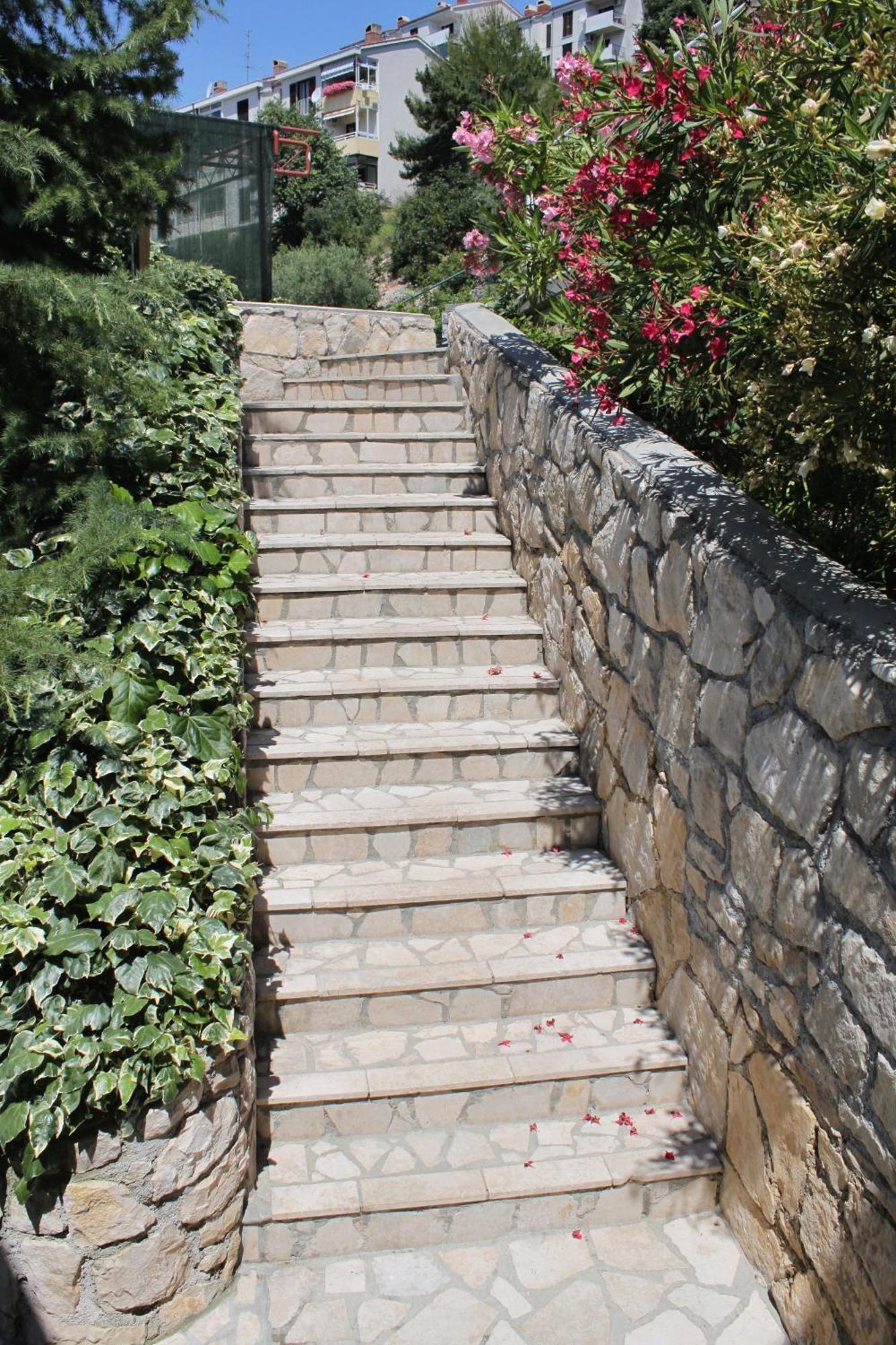 Apartments With A Parking Space Rabac, Labin - 2340 ภายนอก รูปภาพ