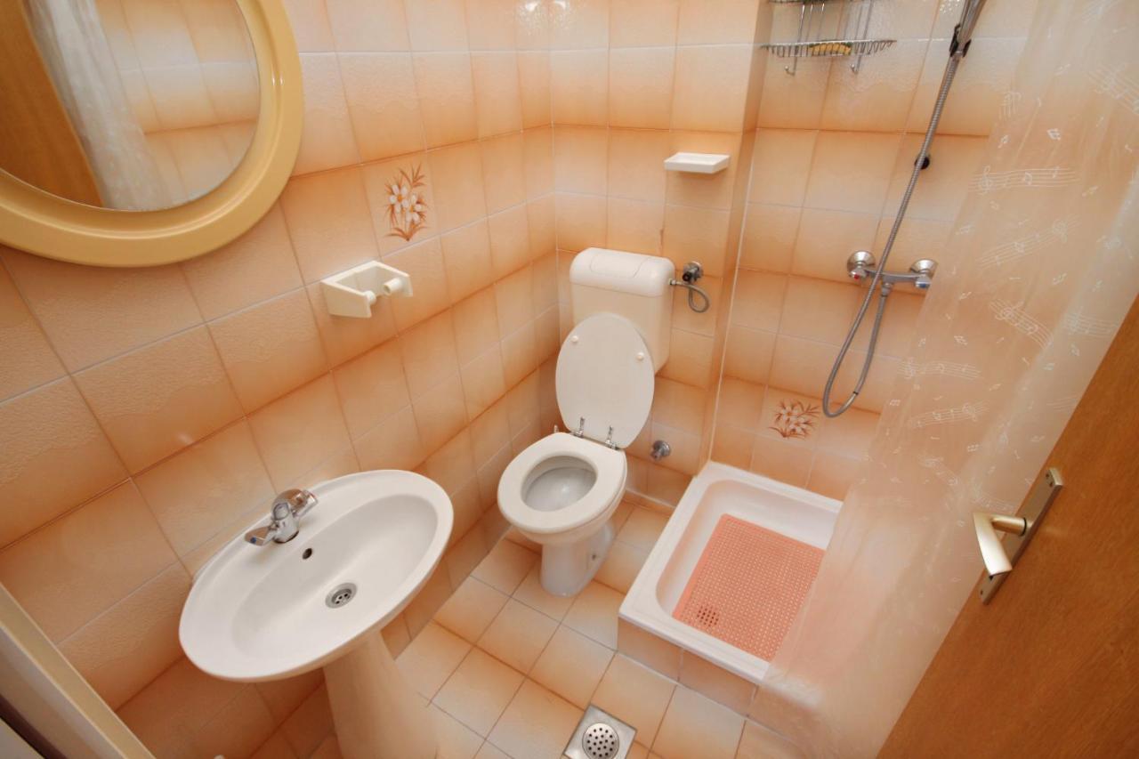 Apartments With A Parking Space Rabac, Labin - 2340 ภายนอก รูปภาพ